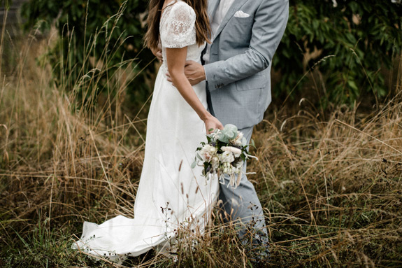 Heiraten auf der Obstwiese im Garten desVierseithofs